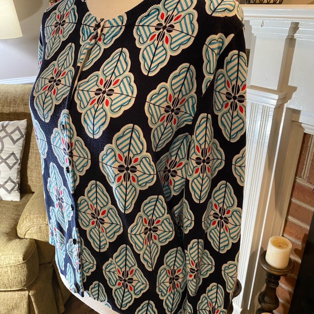 Crown and Ivy cardigan